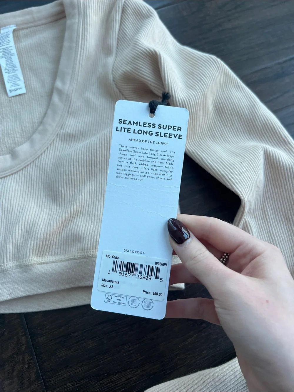 ALO Yoga Seamless Super Lite Long Sleeve Top - Cream
